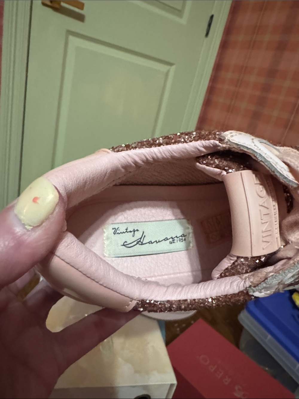 Vintage Havana Pink Glitter Star Sneakers - Picture 2 of 4